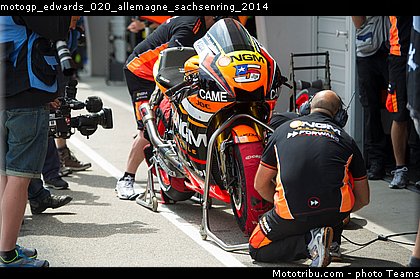 motogp_edwards_020_allemagne_sachsenring_2014.jpg