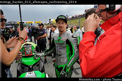 motogp_hayden_012_allemagne_sachsenring_2014.jpg