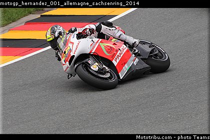 motogp_hernandez_001_allemagne_sachsenring_2014.jpg