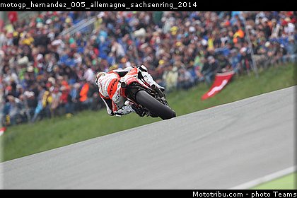 motogp_hernandez_005_allemagne_sachsenring_2014.jpg