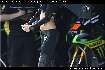 motogp_pitbabe_032_allemagne_sachsenring_2014.jpg