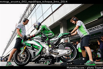 motogp_aoyama_002_republique_tcheque_brno_2014.jpg