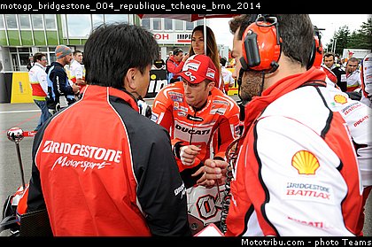 motogp_bridgestone_004_republique_tcheque_brno_2014.jpg