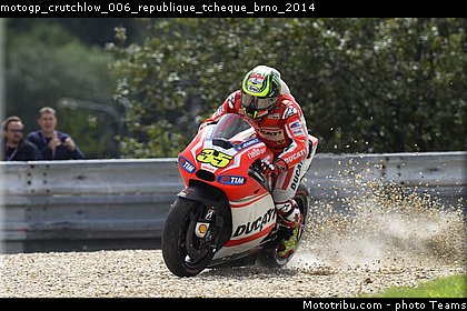 motogp_crutchlow_006_republique_tcheque_brno_2014.jpg