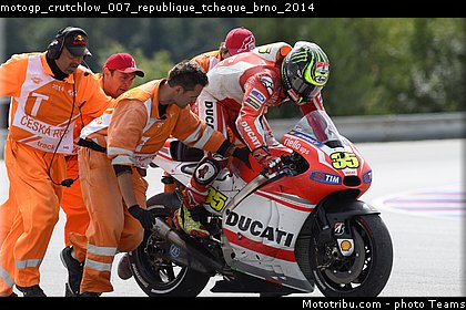 motogp_crutchlow_007_republique_tcheque_brno_2014.jpg