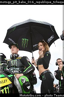 motogp_pit_babe_016_republique_tcheque_brno_2014.jpg