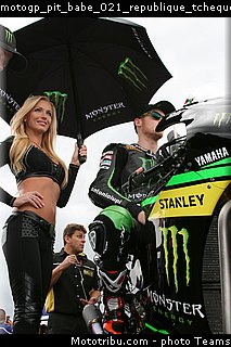 motogp_pit_babe_021_republique_tcheque_brno_2014.jpg