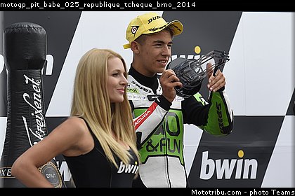 motogp_pit_babe_025_republique_tcheque_brno_2014.jpg