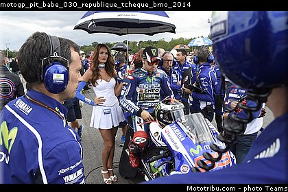 motogp_pit_babe_030_republique_tcheque_brno_2014.jpg