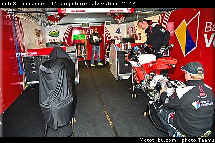 moto3_ambiance_011_angleterre_silverstone_2014.jpg