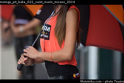 motogp_pit_babe_022_saint_marin_misano_2014.jpg