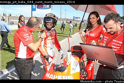 motogp_pit_babe_044_saint_marin_misano_2014.jpg