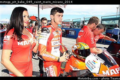 motogp_pit_babe_045_saint_marin_misano_2014.jpg