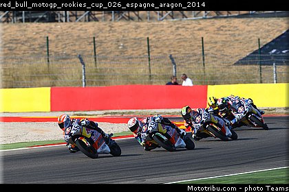 red_bull_motogp_rookies_cup_026_espagne_aragon_2014.jpg