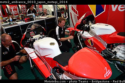 moto2_ambiance_0010_japon_motegi_2014.jpg
