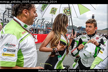 motogp_pitbabe_0005_japon_motegi_2014.jpg