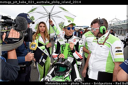 motogp_pit_babe_021_australie_philip_island_2014.jpg