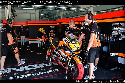motogp_moto2_moto3_2014_malaisie_sepang_0350.jpg