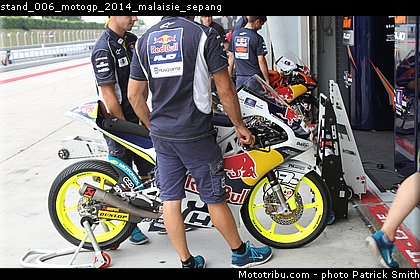 stand_006_motogp_2014_malaisie_sepang.jpg