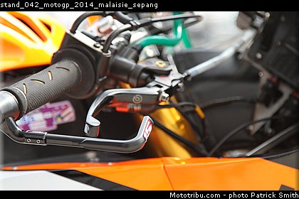 stand_042_motogp_2014_malaisie_sepang.jpg