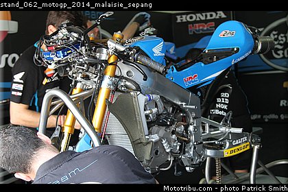 stand_062_motogp_2014_malaisie_sepang.jpg