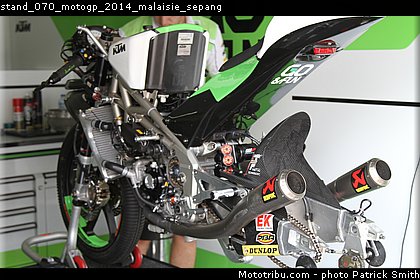 stand_070_motogp_2014_malaisie_sepang.jpg
