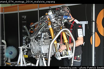 stand_074_motogp_2014_malaisie_sepang.jpg