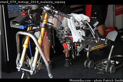 stand_079_motogp_2014_malaisie_sepang.jpg