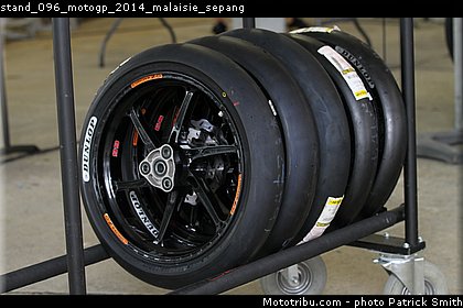 stand_096_motogp_2014_malaisie_sepang.jpg