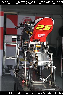 stand_121_motogp_2014_malaisie_sepang.jpg