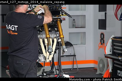 stand_127_motogp_2014_malaisie_sepang.jpg