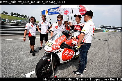 moto2_wilairot_005_malaisie_sepang_2014.jpg