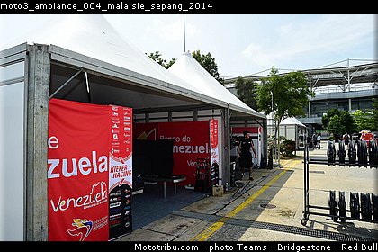 moto3_ambiance_004_malaisie_sepang_2014.jpg