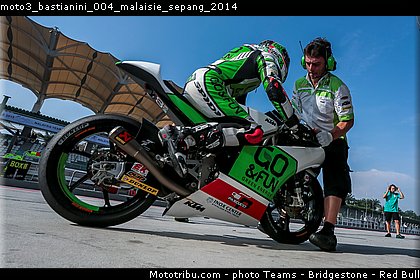 moto3_bastianini_004_malaisie_sepang_2014.jpg
