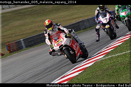motogp_hernandez_005_malaisie_sepang_2014.jpg