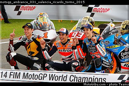 motogp_ambiance_031_valencia_ricardo_tormo_2015.jpg