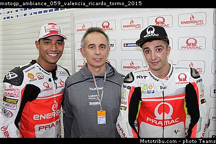 motogp_ambiance_059_valencia_ricardo_tormo_2015.jpg