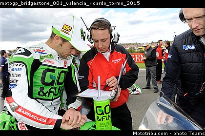 motogp_bridgestone_001_valencia_ricardo_tormo_2015.jpg