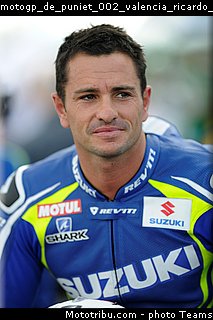 motogp_de_puniet_002_valencia_ricardo_tormo_2015.jpg