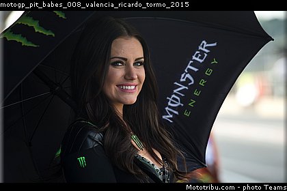 motogp_pit_babes_008_valencia_ricardo_tormo_2015.jpg