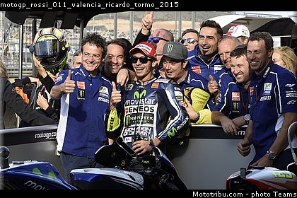 motogp_rossi_011_valencia_ricardo_tormo_2015.jpg