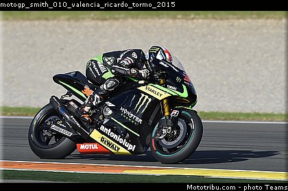 motogp_smith_010_valencia_ricardo_tormo_2015.jpg