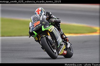 motogp_smith_025_valencia_ricardo_tormo_2015.jpg