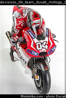 dovizioso_04_team_ducati_motogp_2014.jpg