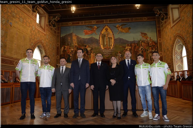 team_gresini_11_team_go&fun_honda_gresini