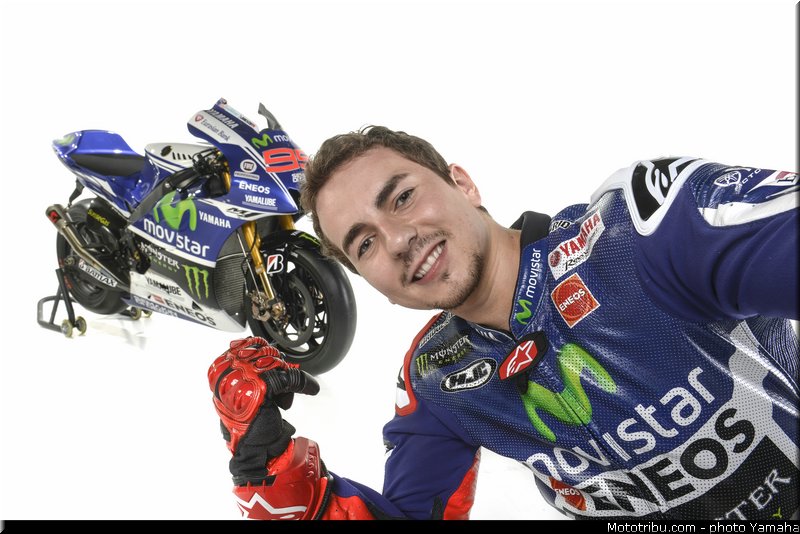 lorenzo_009_team_movistar_yamaha_motogp