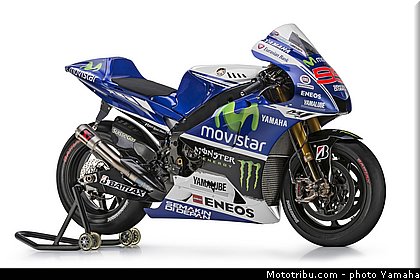 lorenzo_002_team_movistar_yamaha_motogp.jpg