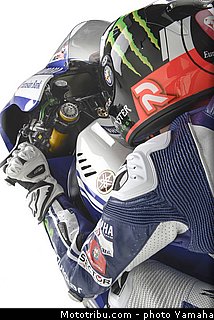 lorenzo_013_team_movistar_yamaha_motogp.jpg