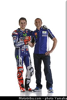 lorenzo_014_team_movistar_yamaha_motogp.jpg