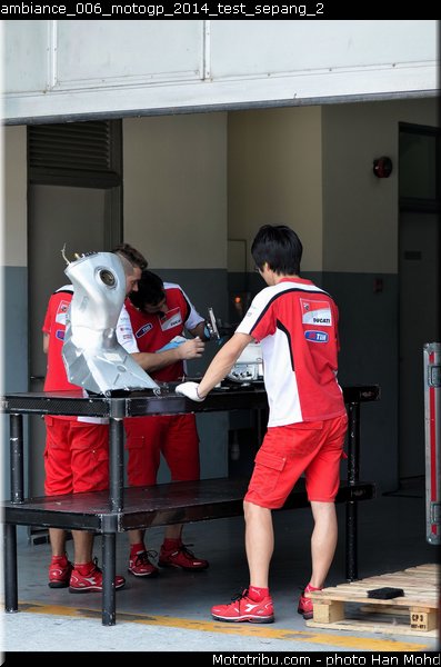 ambiance_006_motogp_2014_test_sepang_2